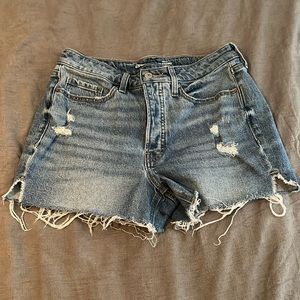 Old Navy OG straight women’s denim jean short size 8